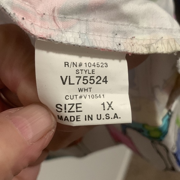 Vikki Vi button up jacket Drink theme (again!) Size 1X, May be new - Picture 7 of 8